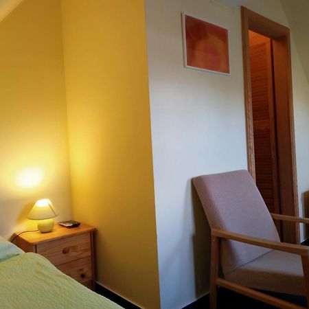 Hotel U Zeleneho Stromu - Zum Gruenen Baum Hřensko Eksteriør billede