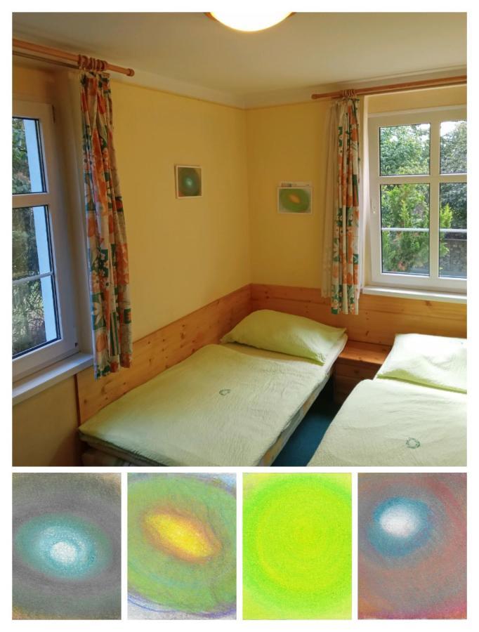 Hotel U Zeleneho Stromu - Zum Gruenen Baum Hřensko Eksteriør billede